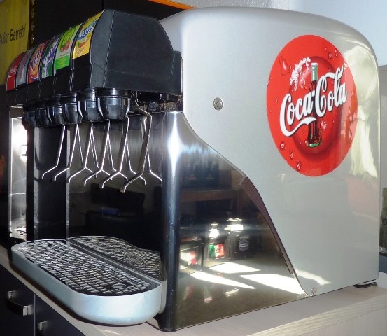 Coca Cola® Cornelius LoopXL Postmixanlage Seite1