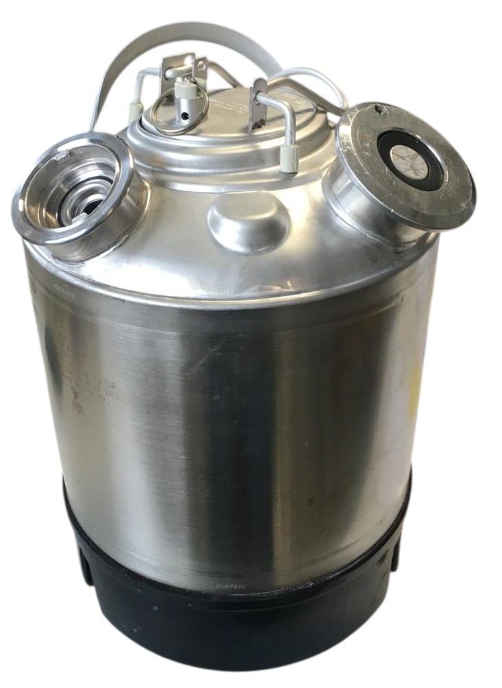Reinigungscontainer-9L-Bier-Korbfitting-Flachfitting